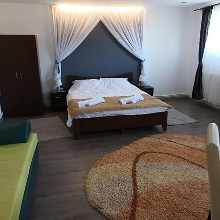 Casa Mary Mar Hotell Tîrgu Ocna Eksteriør bilde