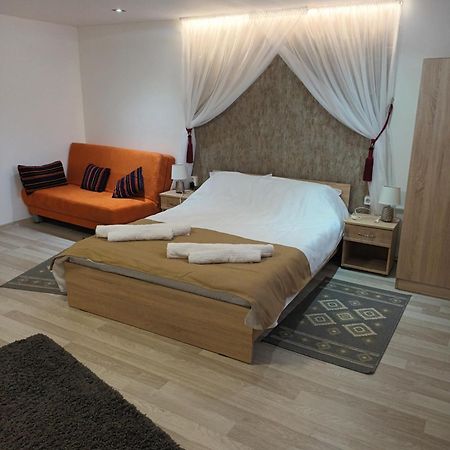 Casa Mary Mar Hotell Tîrgu Ocna Eksteriør bilde