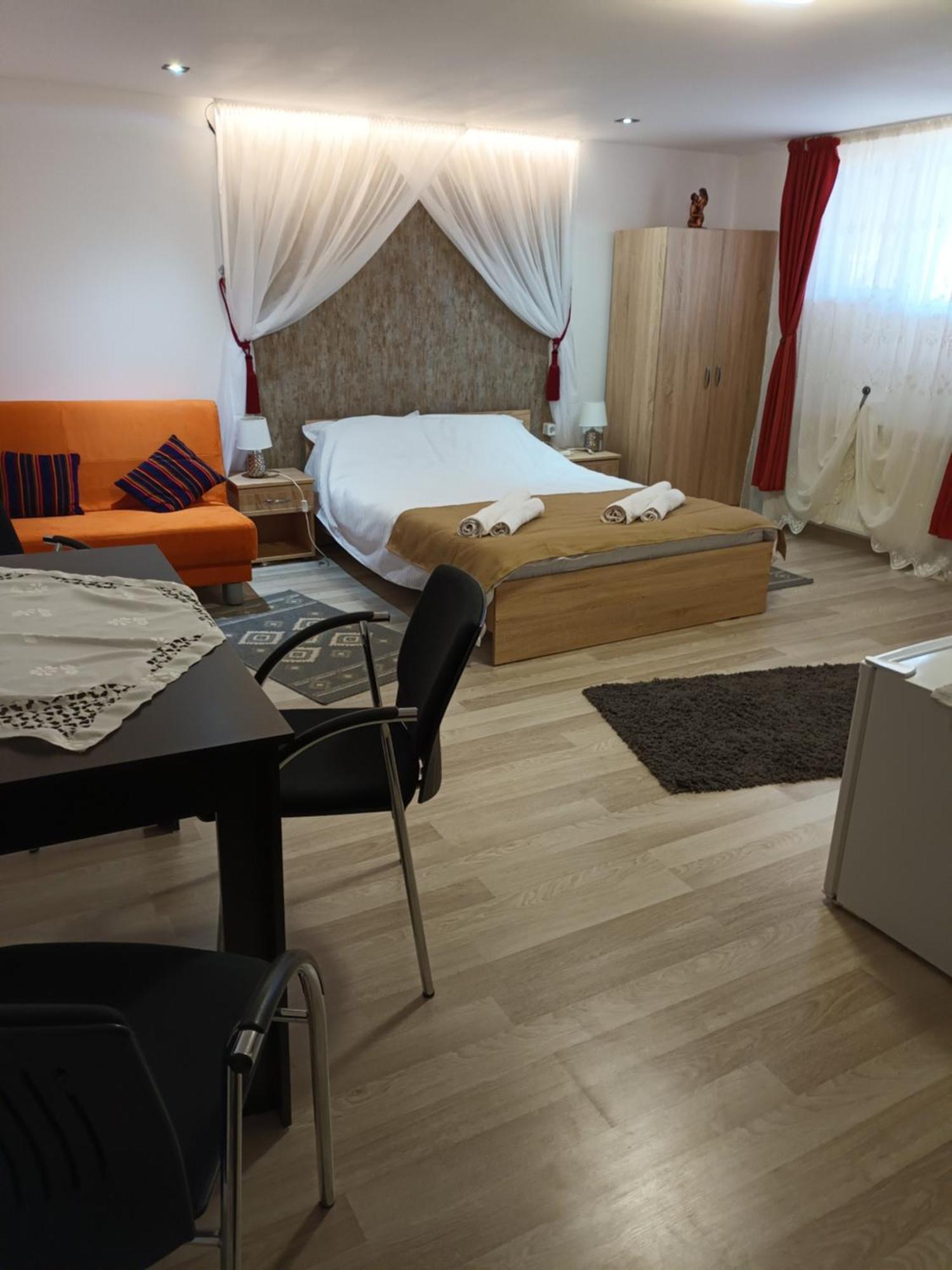 Casa Mary Mar Hotell Tîrgu Ocna Eksteriør bilde