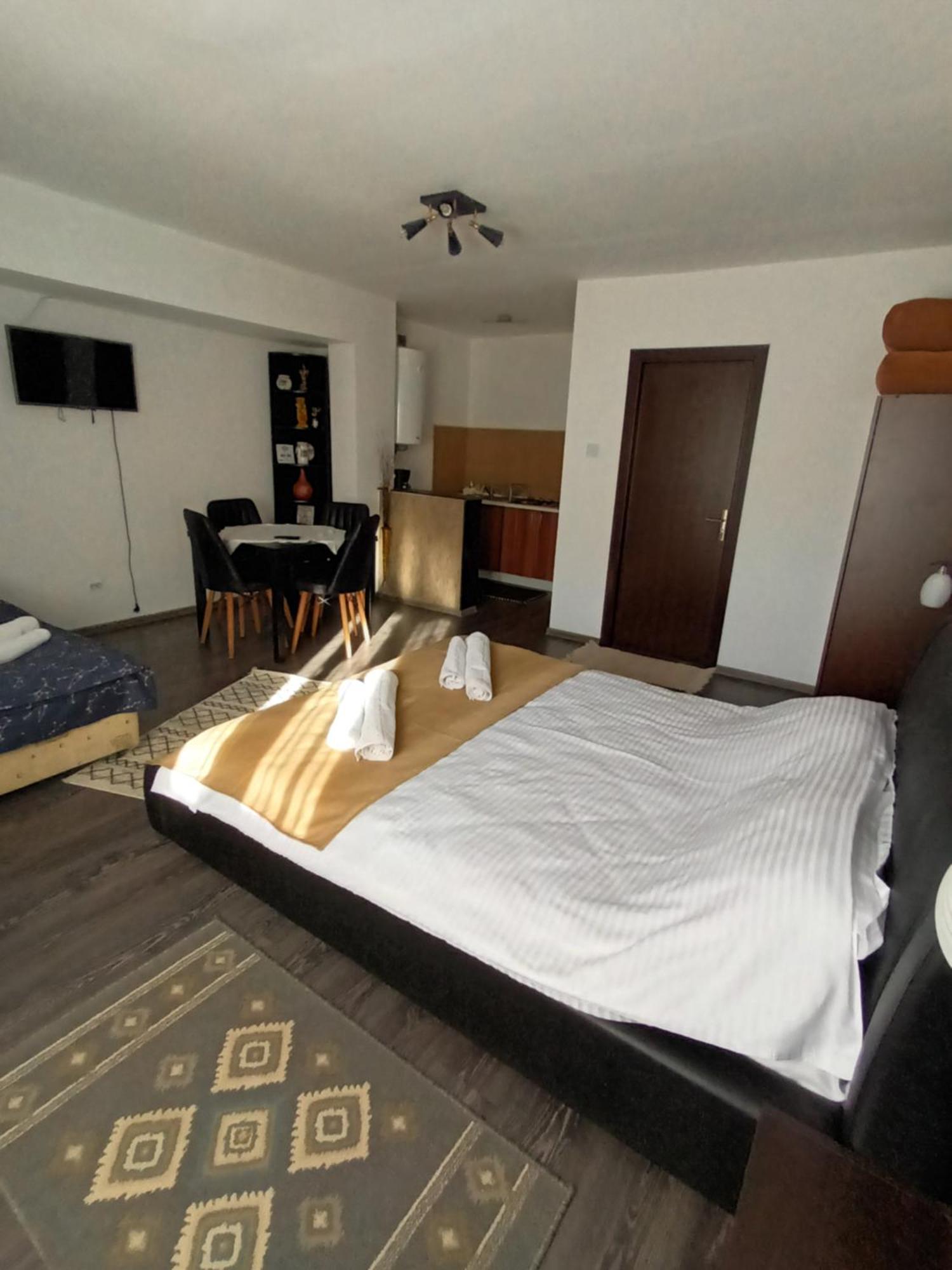 Casa Mary Mar Hotell Tîrgu Ocna Eksteriør bilde